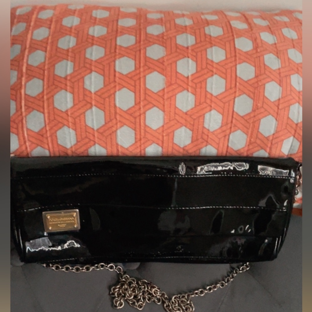 Dolce & Gabbana Black Patent Shoulder Bag - Picture 2 of 5